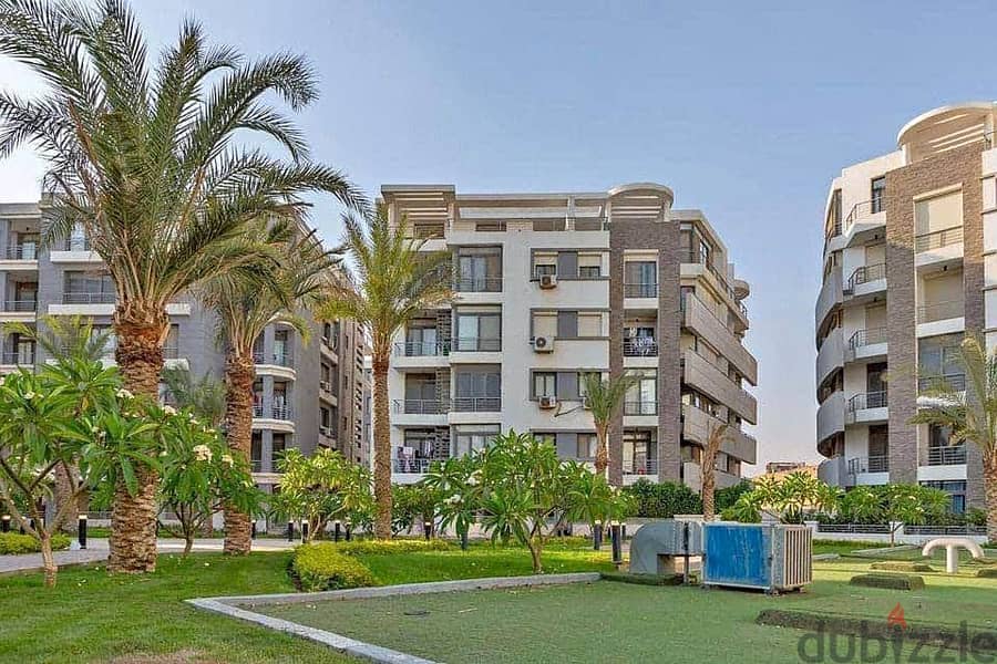 شقة 129م بمقدم 990الف فيو لاند سكيب امام المطار ب تاج سيتي قسط 8 سنين Taj city 3