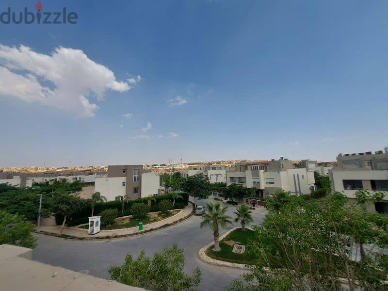 تاون هاوس للبيع في palm hills 4