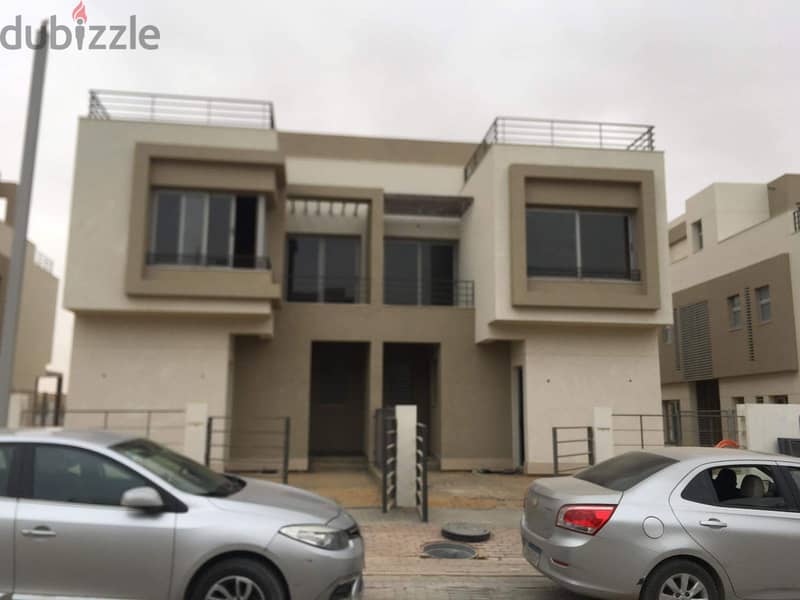 توين هاوس للبيع كمبوند بالم هيلز القاهرة الجديدة بالتقسيط واستلام فوري palm-hills-new-cairo Compound 1