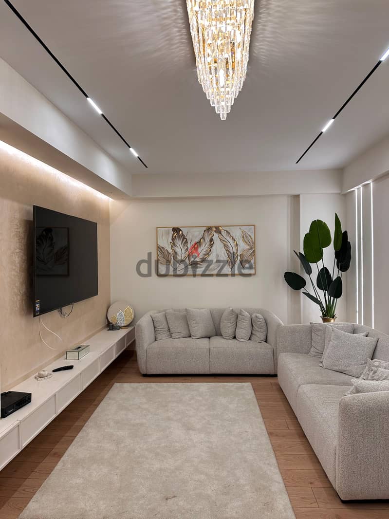 An apartment for sale, 460 sqm, in New Cairo, Jasmine Villas areaشقة للبيع مساحة 460م في التجمع الاول بفيلات الياسمين 3