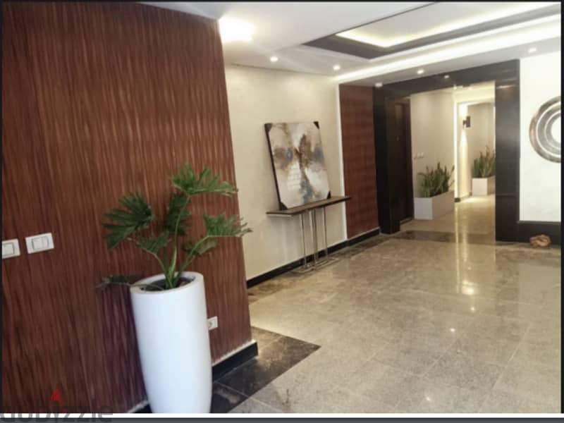 Apartment for sale with immediate receipt in the heart of October in Sun Capital Compound - With only 10% down payment - Special cash discount 40% 14