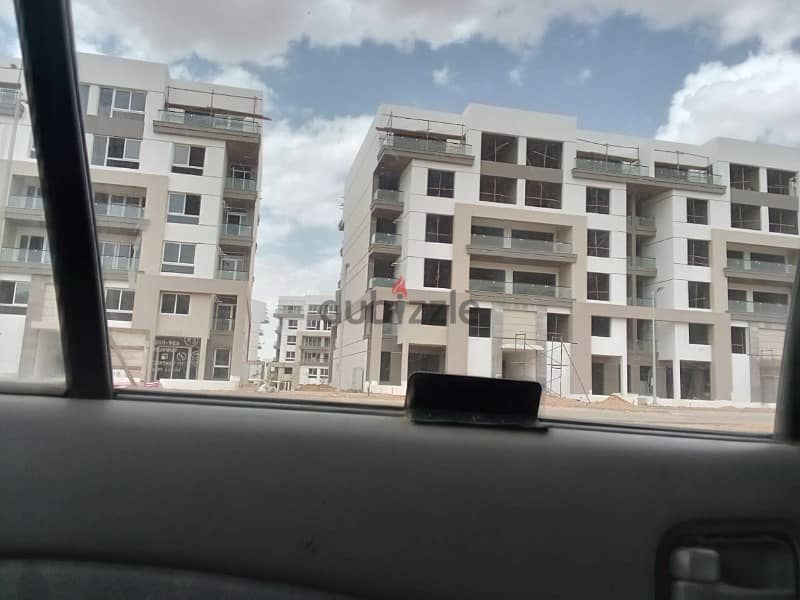 Apartment for sale in installments with the largest direct view on the landscape including maintenance 8