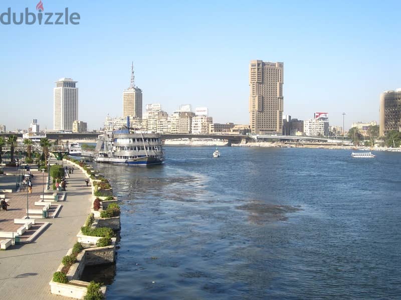 For sale, a 125 sqm hotel apartment on the Nile, immediate delivery in Maadi, in installments 4
