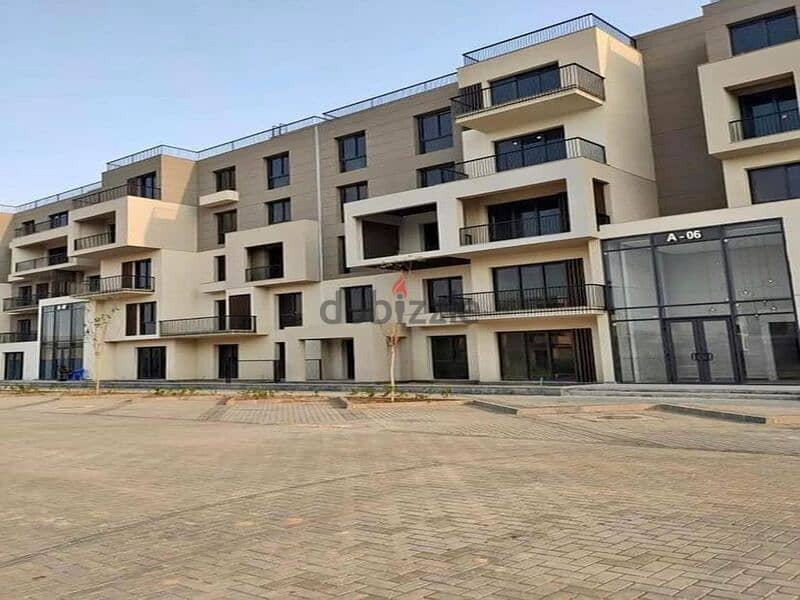 For sale, a 165 sqm apartment, fully finished, in Sodic East, Shorouk, SODIC EAST, a fully-serviced compound. 1