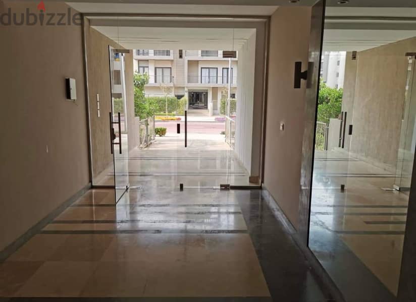 Apartments for sale in Bahri, second floor, finished, with air conditioners, ready to move, in installments, in the settlement, 196 m 4