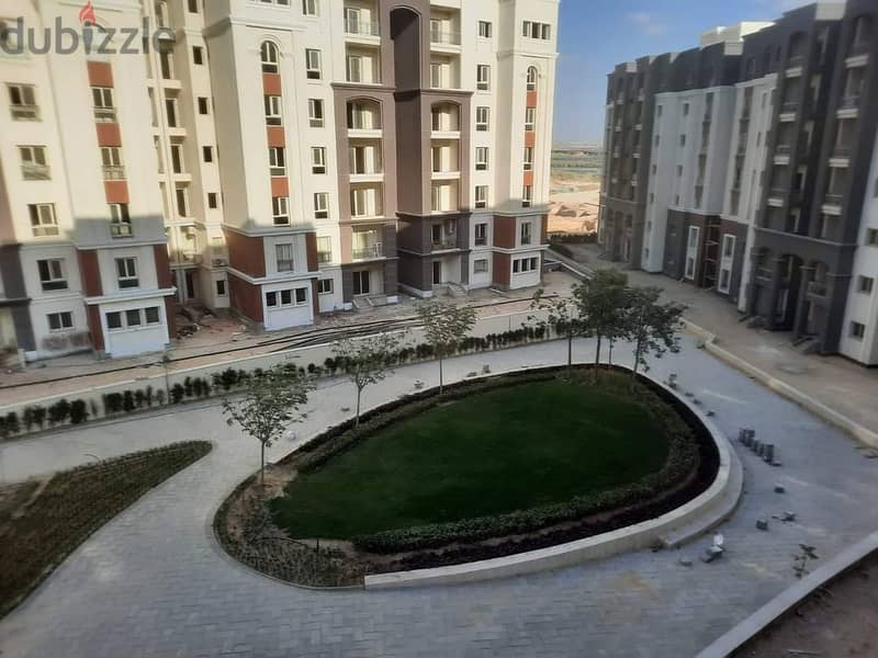 Apartment for sale 154 meters in Alex West + garden 68 meters - 3,300,000 down payment + down payment required, remaining 2,156,000 in installments ov 2