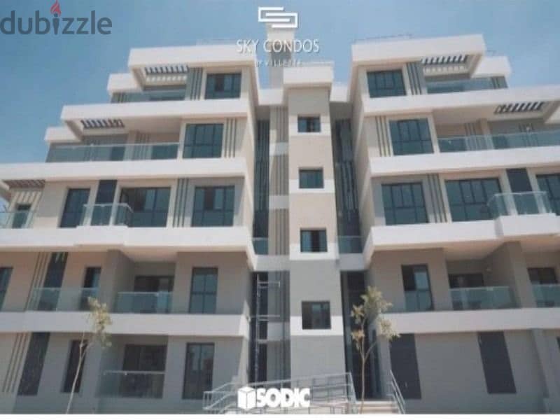 شقه متشطبه بالتكيفات 161م للايجار بسعر ممتاز في سكاي كوندوز Sky Condo 9