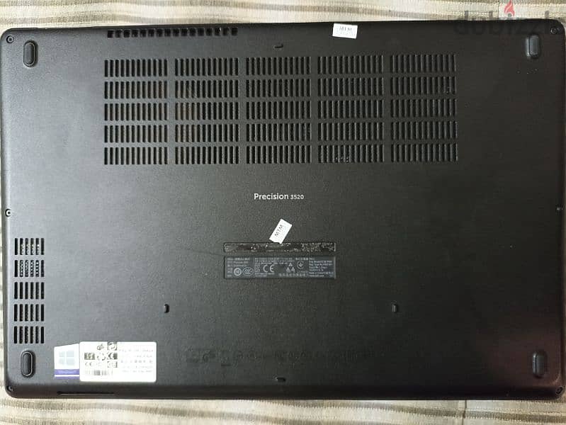 Dell precision 3520 2