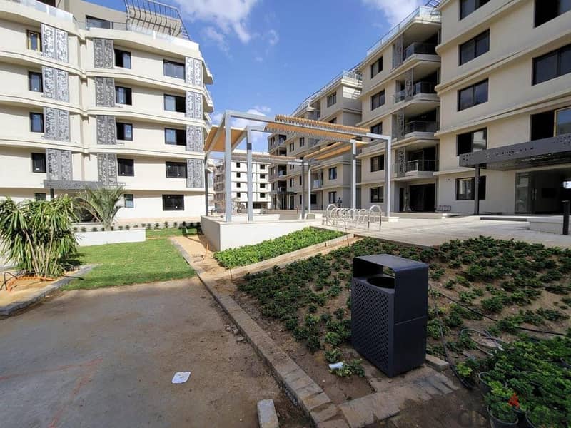 Apartment with Garden for sale in Badya Palm Hills - 6 October Two master rooms finished with 5% down payment and installments over 10 years 0