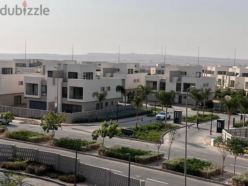 شقة 3غرف للبيع متشطبة كامل استلام فوري عند المركز الطبي العالمي كمبوند البروج Finished 3BR apartment for sale ready to move next to IMC in Al Burouj 6