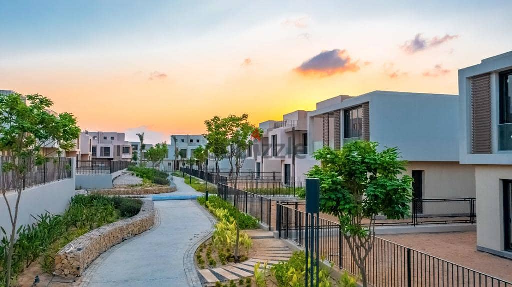 شقة 3غرف نوم متشطبة بجوار الجامعة البريطانية في كمبوند سوديك / fully finished apartment 3 Beds for sale in sodic east al shorouk 5