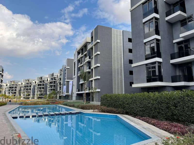 شقة للبيع 6 اكتوبر استلام فوري امام الاهرامات مباشرة كمبوند صن كابيتالApartment for sale in 6 October ready to move pyramids view Sun Capital Compound 10