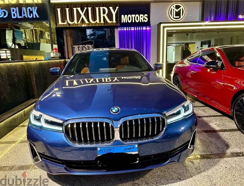 BMW 520 2023 wakil luxury 1