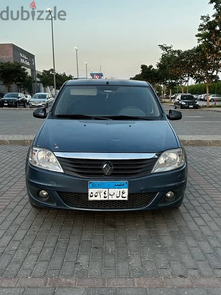 Renault Logan 2010 1