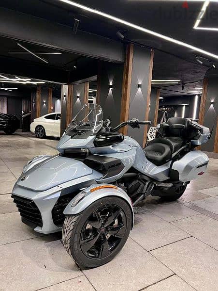 canam spyder 4