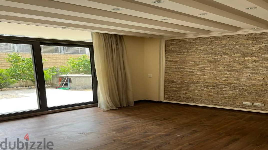 Apartment for sale in prime location directly on suez road in front of cairo airport 3