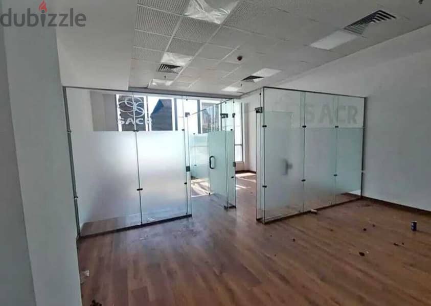 مكتب برايم لوكيشن للبيع في بيج ديستركت كمبوند ستون بارك التجمع الخامس Very prime location Office for sale in Big Business District Fifth Settlement 1