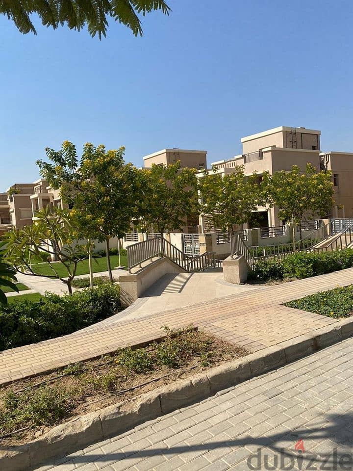 under market price special villa 3th floors in taj city villas phase / أقل سعر واقرب استلام في تاج سيتي مرحلة فلل فقط أمام بوابة مطار القاهرة الدولي 3