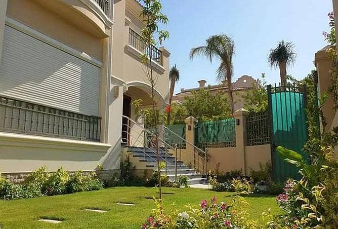 Ready to move Town villa for sale in El Sherouk La Vista Patio 5 East with installments 208m  باتيو 5 لافيستا الشروق 3