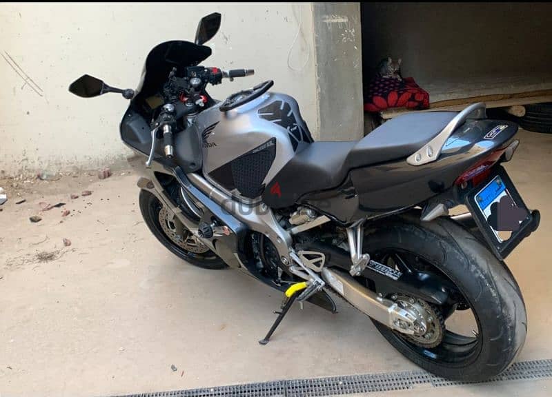 Honda CBR F4i 600CC 2006 8