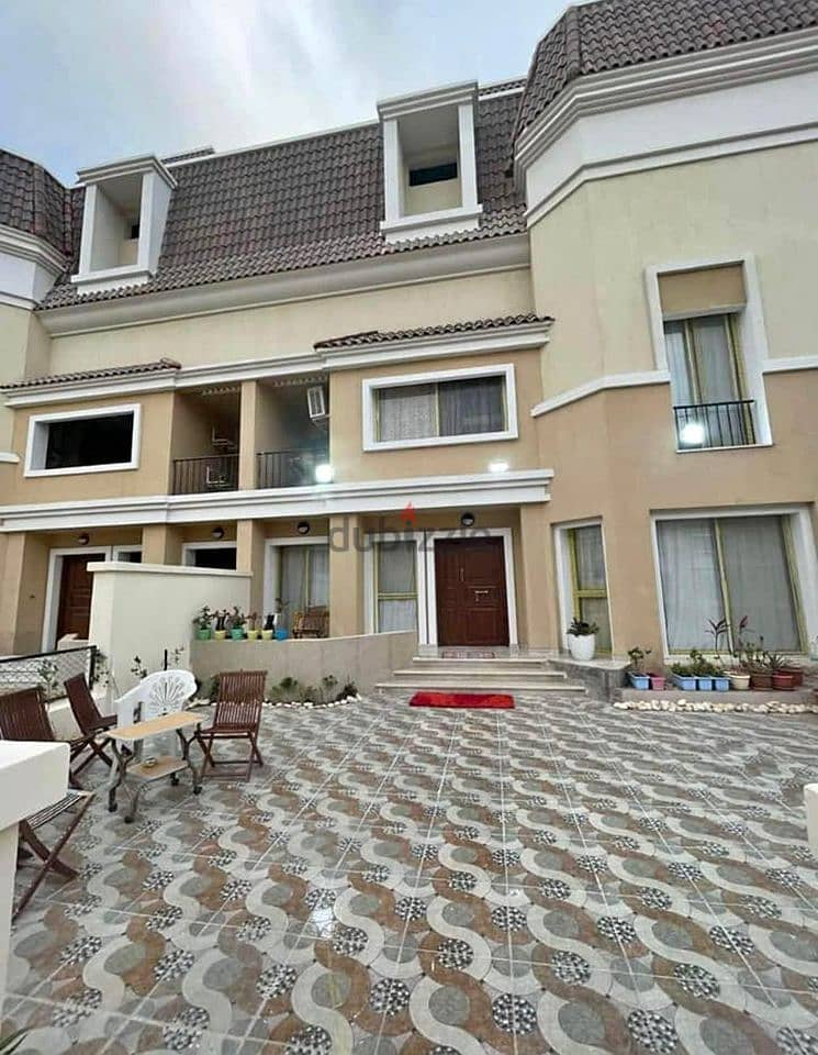 Villa for sale, 238 meters, 3 floors + private garden, view on the landscape, on the Suez Road, next to Madinaty installments over the longest paymetn 2