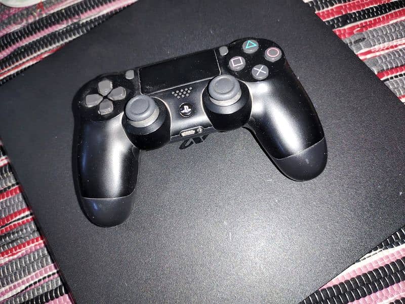 PS4 slim 500 0