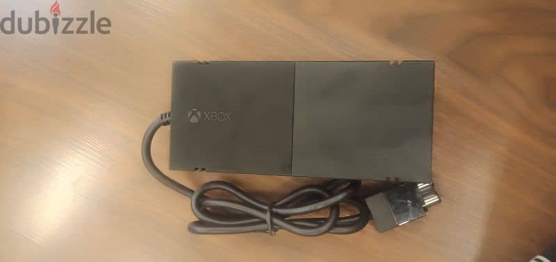 power supply to Xbox one 0