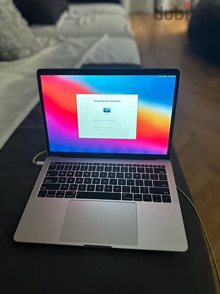 Macbook 2017 (Non-Touchbar) 3