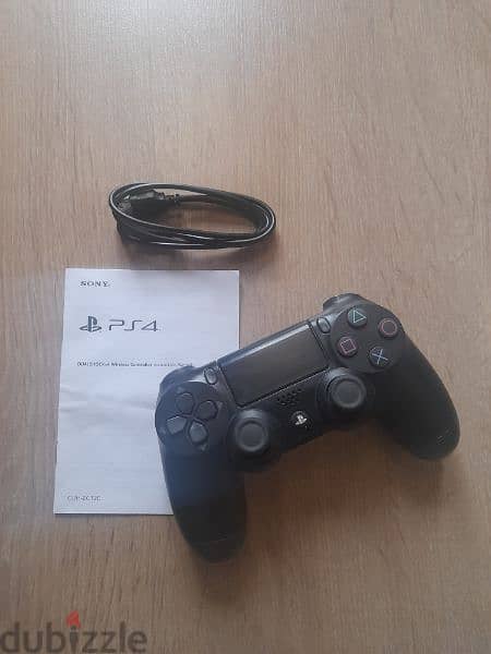 2 used original DUALSHOCK4 wireless controller(black) 1