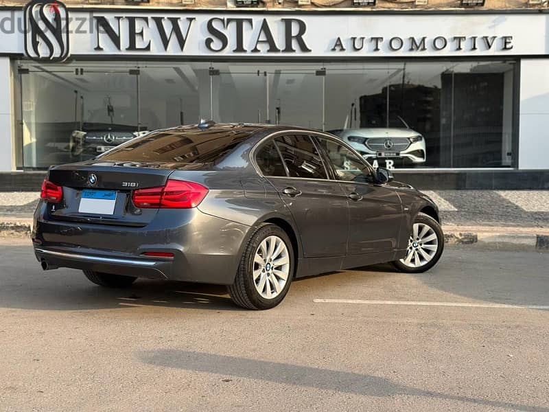 BMW 318 luxury 2017. . only 45000 km 16