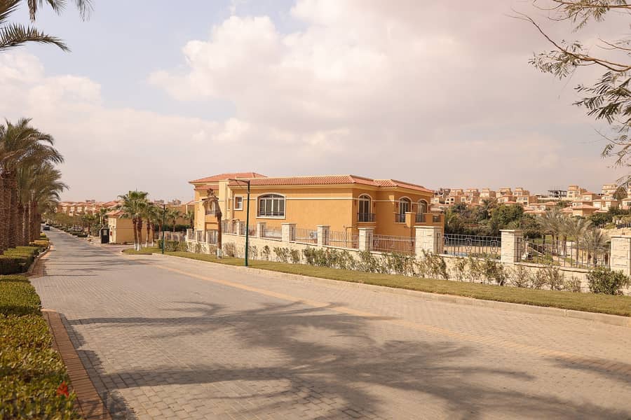 villa under price for sale in stone park with installments 8 years 3