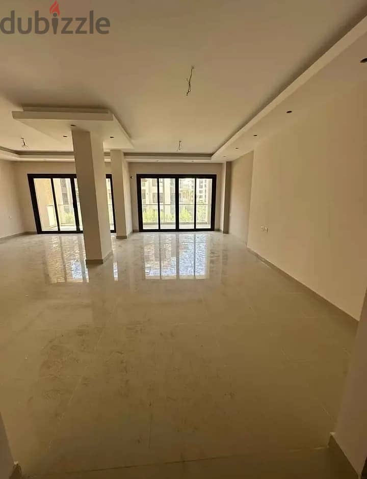 Apartment for sale ready to move in golden square new cairo شقه استلام فوري بجولدن اسكوير بالتجمع مساحه كبيره 3