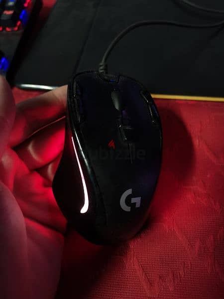 gaming logitech mouse with FREE (mousepad with wireless charger) 3