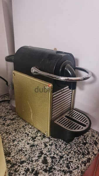 Nespresso pixie coffee machine نسبريسو