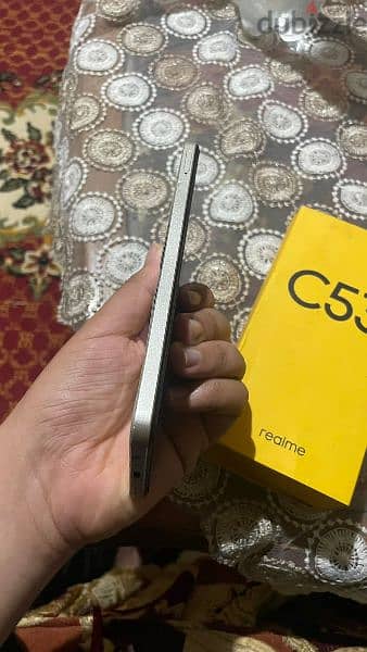 Realme C53 4