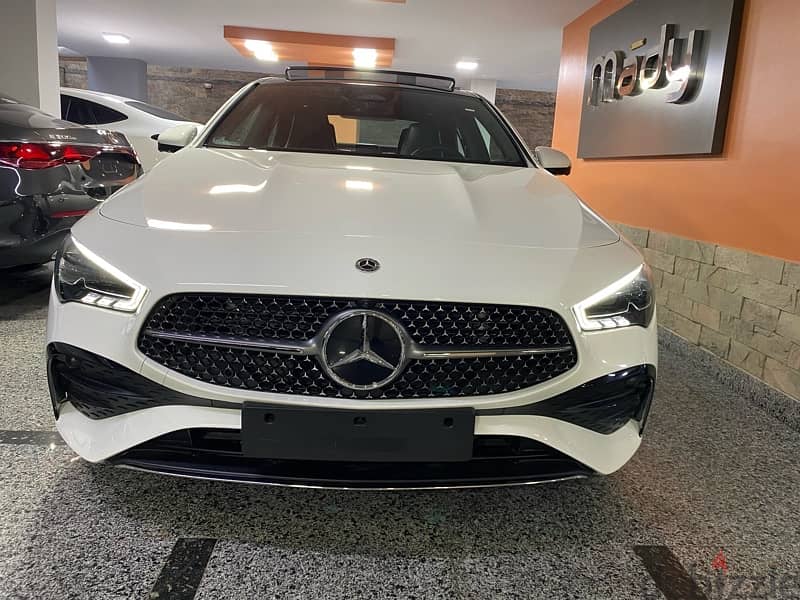 مرسيدس Mercedes-Benz CLA 200 2024 Fully Loaded AMG 1