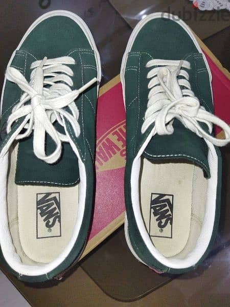 للبيع Vans Shoes اوريچنال بالكرتونة بتاعته من التوكيل نفسه حالة ممتازة 2