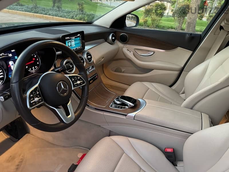 Mercedes-Benz C180 2019 9