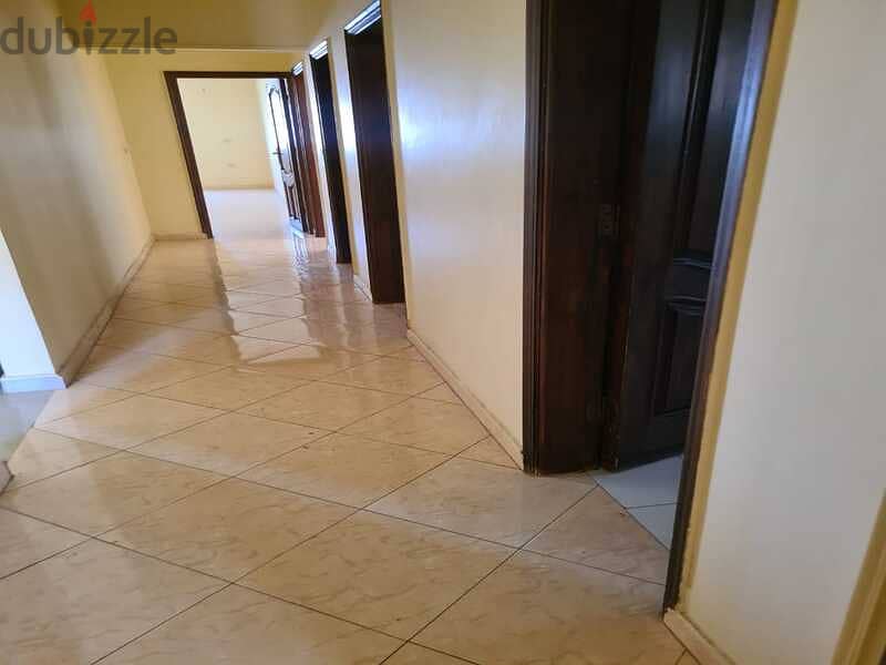 For Rent Apartment 200 M2 First Floor in Compound Sunrise 2