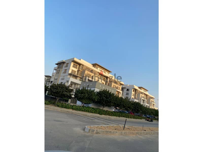 Amazing Apartment 139m view landscape in compound in compound  hyde park with down payment and installments 4