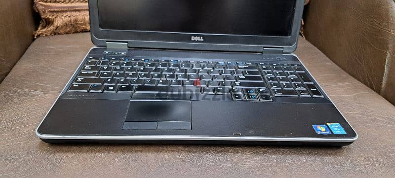 Dell Latitude E6540 3