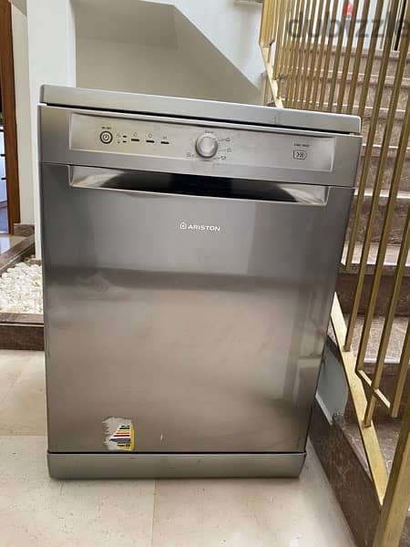 Ariston Dish Washer 2