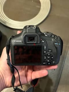 Canon EOS 2000D like new