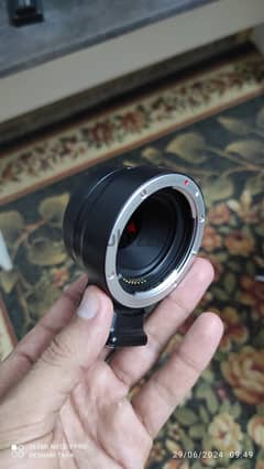 كاميرا كانون m50 ميرورليس لتصوير الصور والفيديو 4K