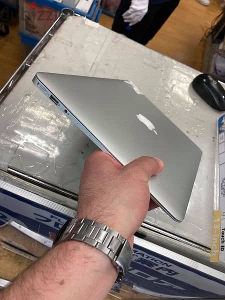 macbook air 2017 4