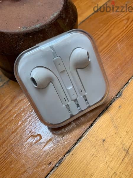 Apple original Headphone aux سماعه ابل اصليه 0