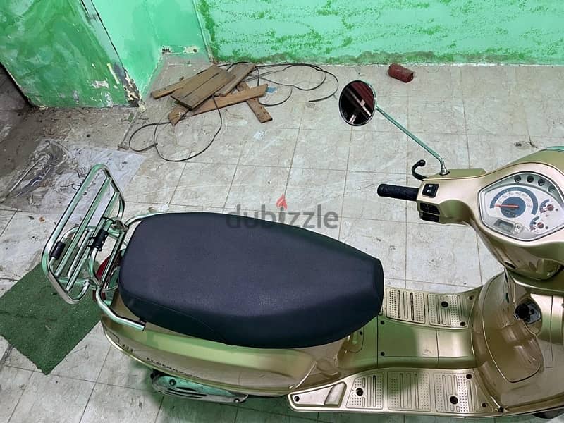 سكوتر بنزين كوري-scooter used 4