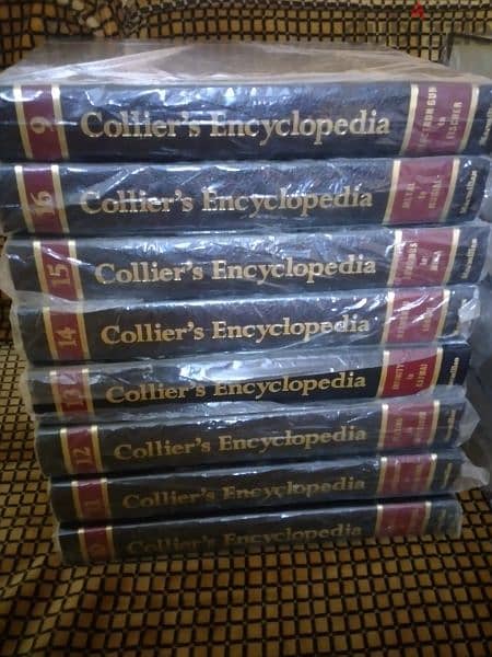 الموسوعة الأمريكية الشهيرة  Collier's Encyclopaedia 4