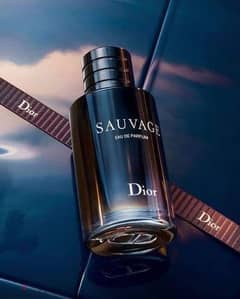 فرصه  العطر الفرنسي الشهير Dior