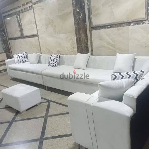 Pristine new couch / طقم كنب جديد 0